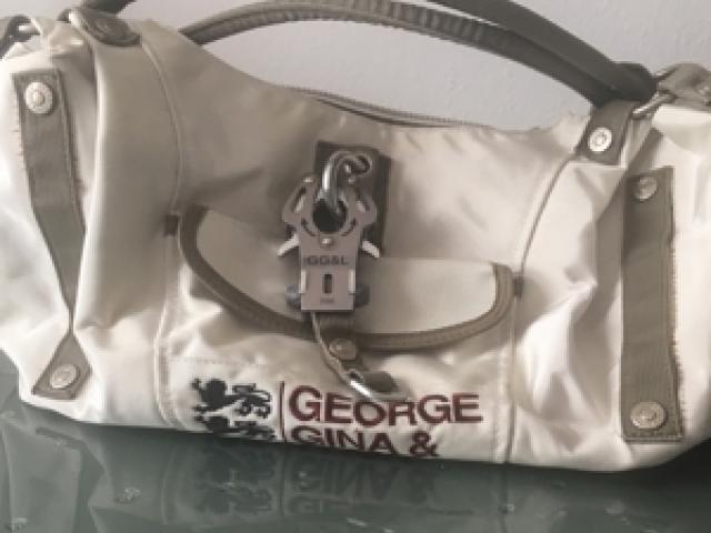 George Gina & Lucy Tasche - 1